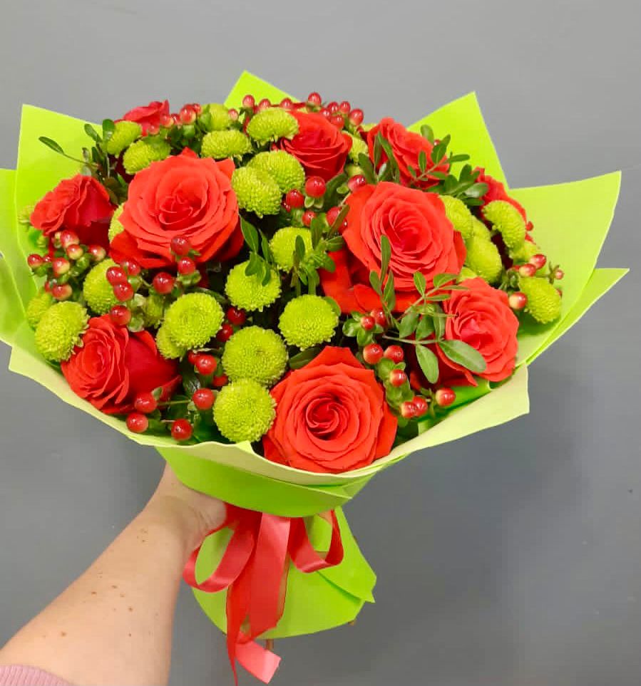 Букет цветов из: Хризантемы и Розы в Ермаковском