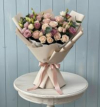 Букет цветов из:  Розы и Лизиантусы в Ермаковском