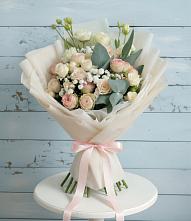 Букет цветов из:  Розы и Лизиантусы #REPLACE_PRED# Ермаковском