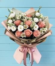 Букет цветов из:  Розы, Альстромерии и Лизиантусы #REPLACE_PRED# Ермаковском