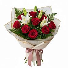 Букет цветов из:  Лилии и Розы в Ермаковском