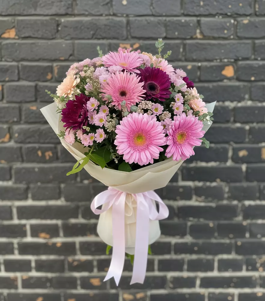 Букет цветов из: Герберы и Хризантемы в Ермаковском