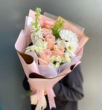 Букет цветов из:  Хризантемы и Розы в Ермаковском