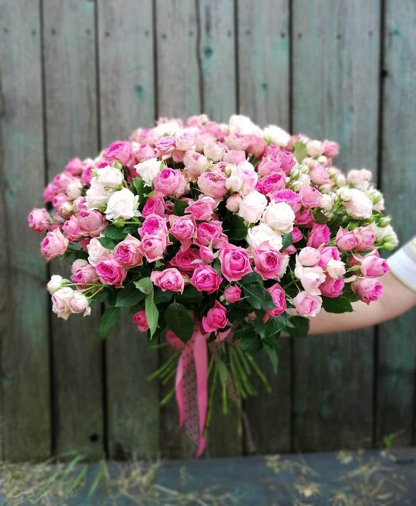 Букет Розовые кустовые розы Натали и Лав Лидия в Ермаковском