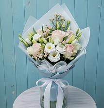 Букет цветов из:  Розы и Лизиантусы в Ермаковском