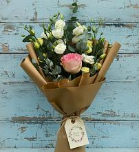 Букет цветов из:  Розы и Лизиантусы в Ермаковском